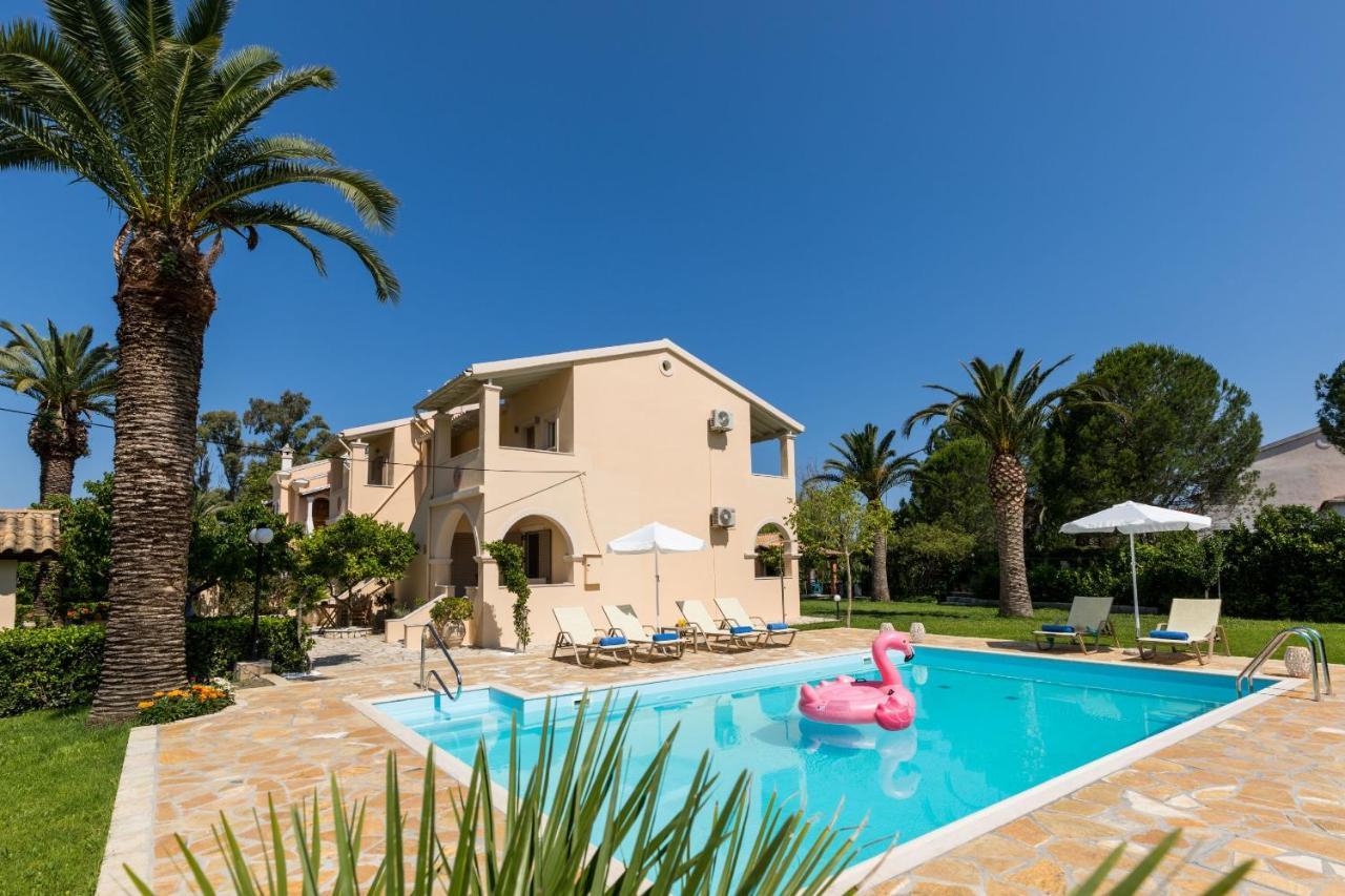 Villa Marina Mare アカラヴィ エクステリア 写真